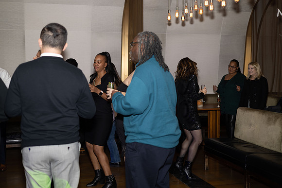 LenZx_Images-180
